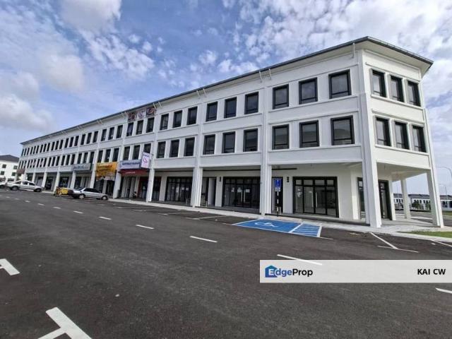 Shop for rent in Bukit Ledang, Johor