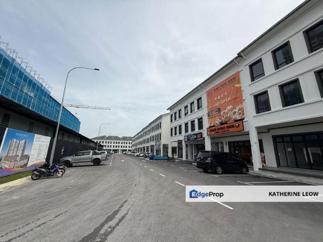 Shop for rent in Bukit Ledang, Johor