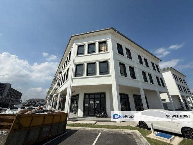 Shop for rent in Bukit Ledang, Johor