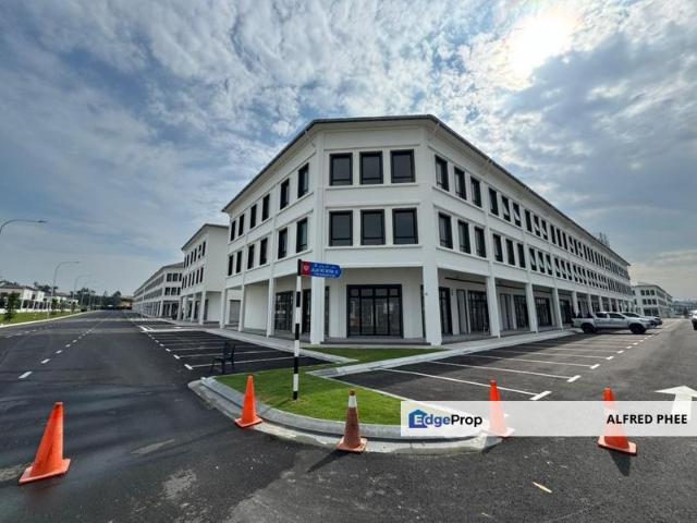 Shop for rent in Bukit Ledang, Johor