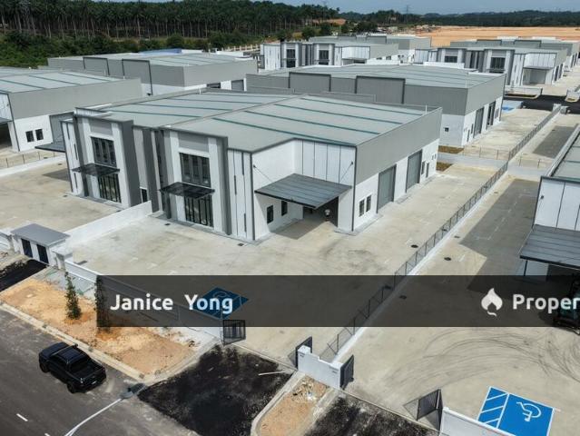 Warehouse for rent in Johor