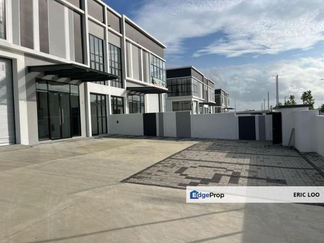 Warehouse for sale in Johor