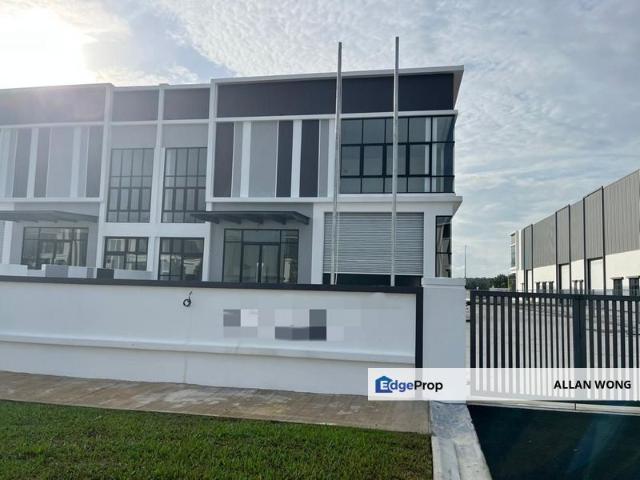 Warehouse for sale in Johor