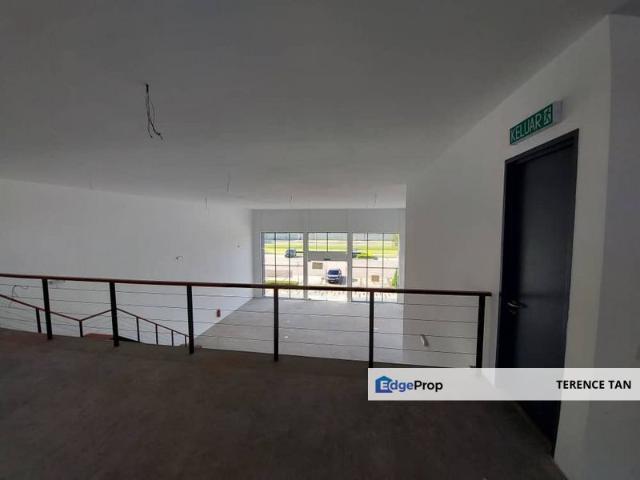 Warehouse for rent in Pasir Gudang, Johor