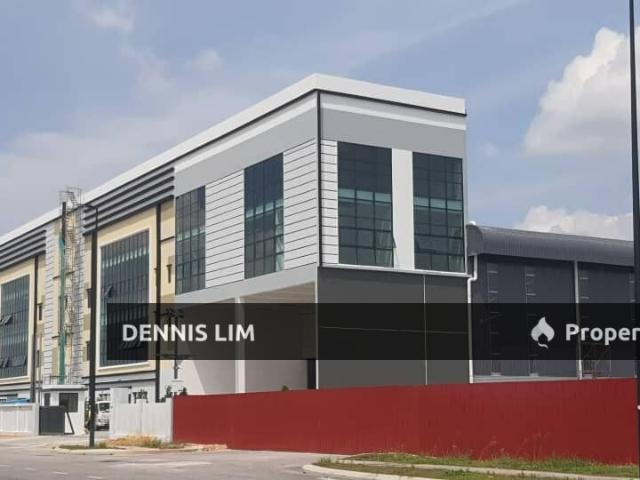 Warehouse for sale in Seksyen 8, Bandar Puncak Alam