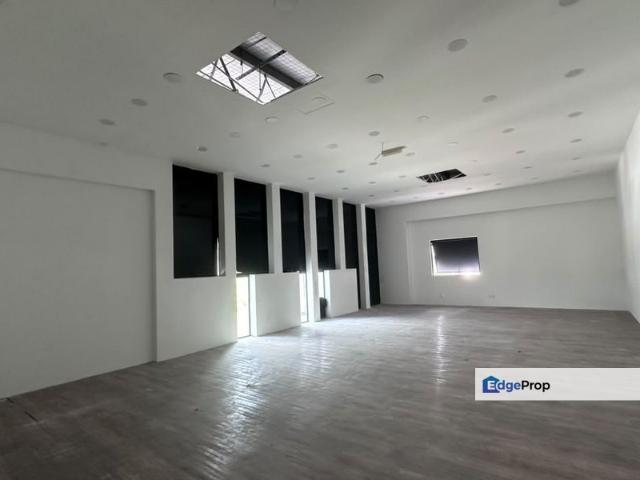 Warehouse for sale in Bukit Ledang, Johor