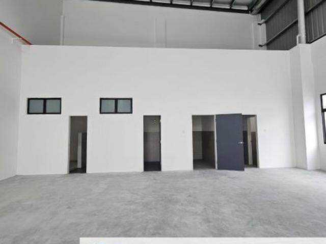Warehouse for rent in Kediaman Kakitangan Daerah JKR Johor Bahru, Iskandar Puteri