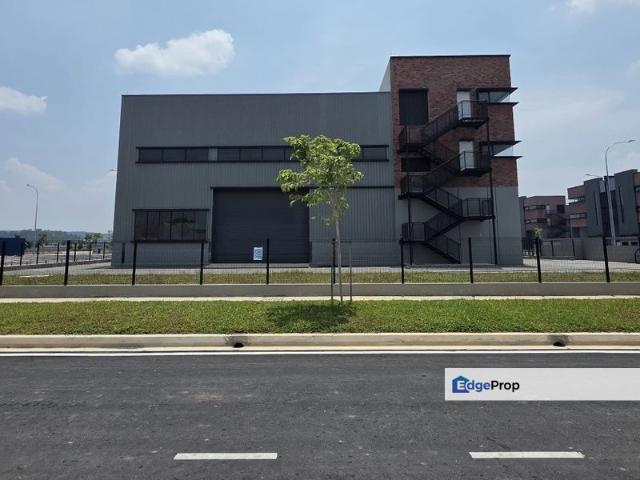 Warehouse for rent in Bandar Puncak Alam, Kuala Selangor