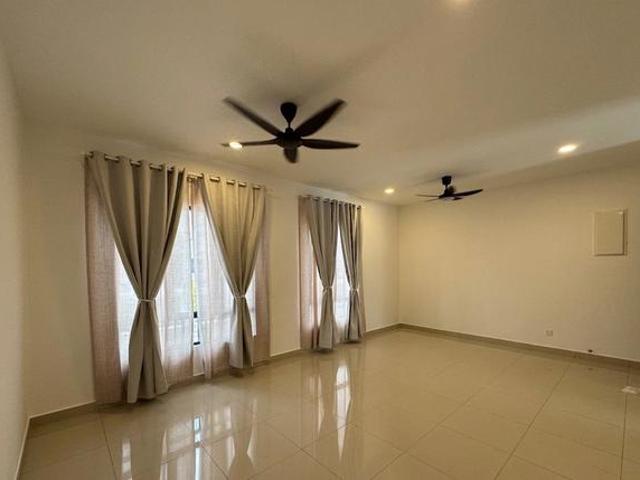 Townhouse for rent in Wellesley, Penang