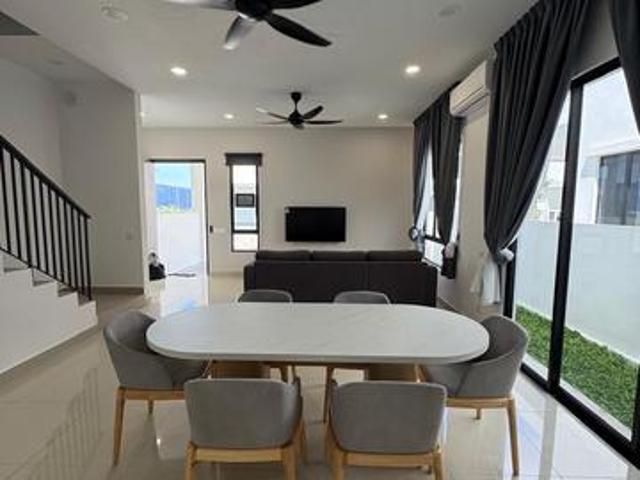 Terraced House for rent in Wellesley, Penang