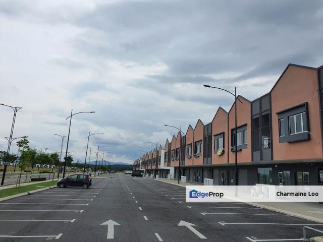 Shop for rent in Kajang, Langat