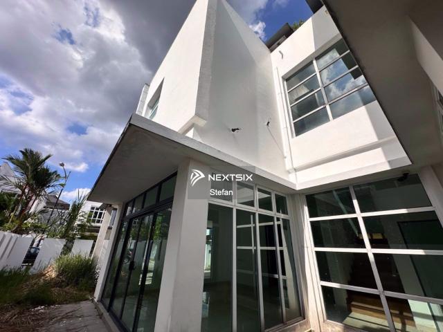 Residential House for sale in Kajang, Langat