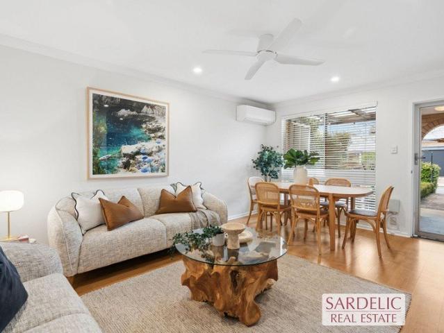 Villa for sale in Como, Western Australia