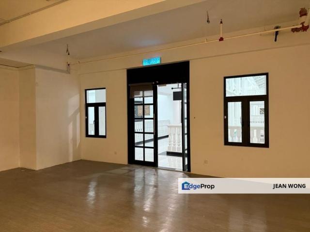 Shop for sale in Bukit Ledang, Johor
