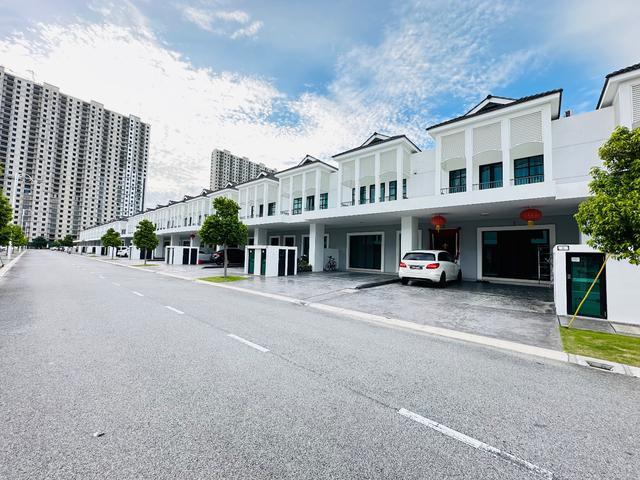 Terraced House for rent in Wellesley, Penang