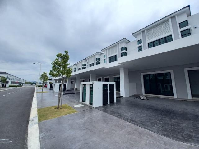 Terraced House for sale in Wellesley, Penang
