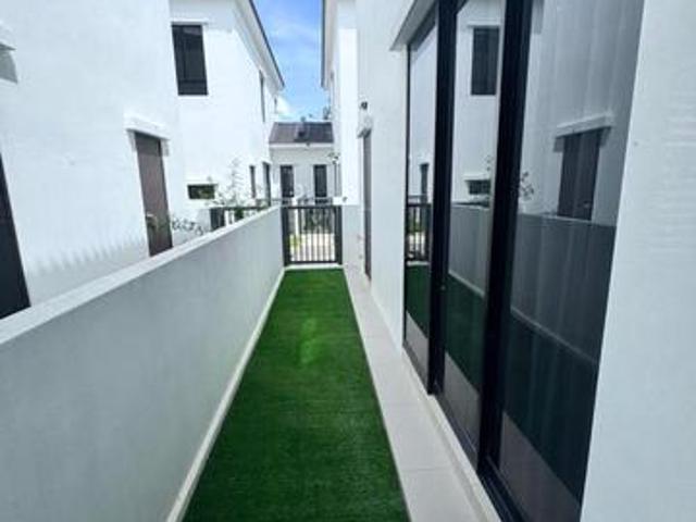 Terraced House for rent in Wellesley, Penang