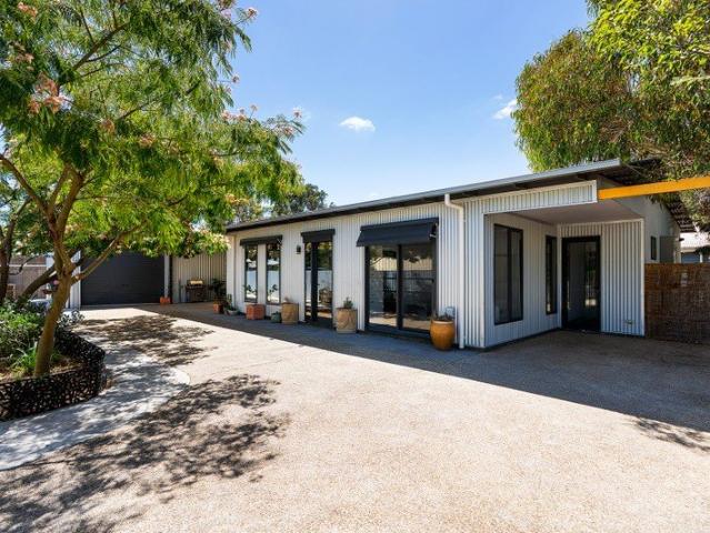 House for sale in Campbells Creek, Victoria