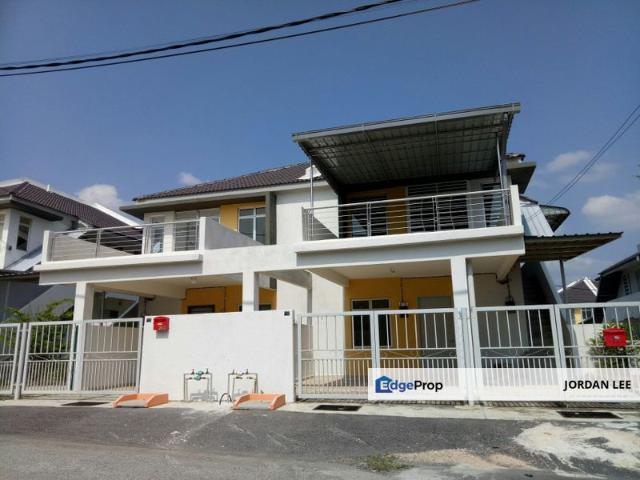House for sale in Malaka