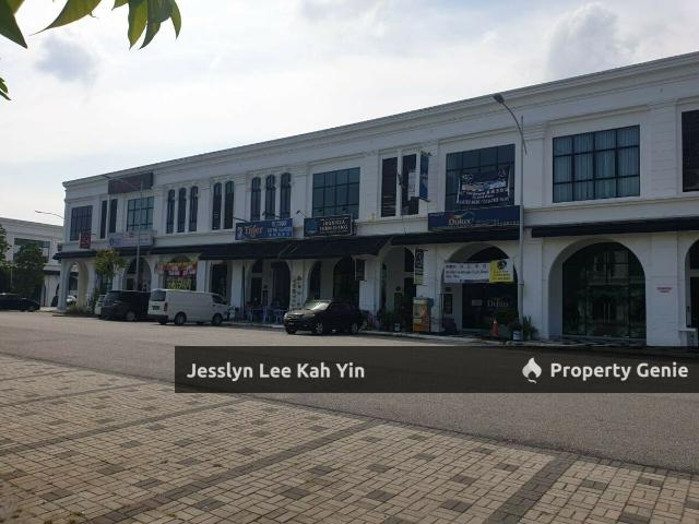 Shop for sale in Kajang, Langat