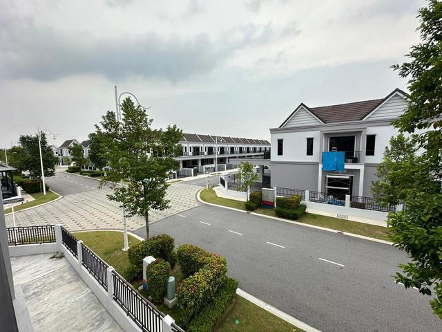 Terraced House for sale in Wellesley, Penang