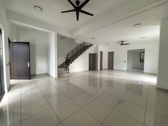 Terraced House for rent in Wellesley, Penang