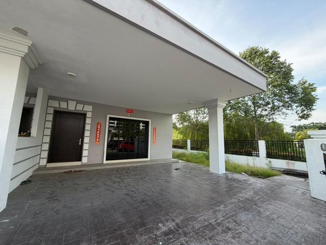 Terraced House for rent in Wellesley, Penang