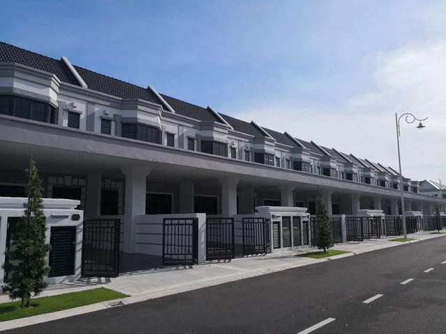 Terraced House for sale in Wellesley, Penang