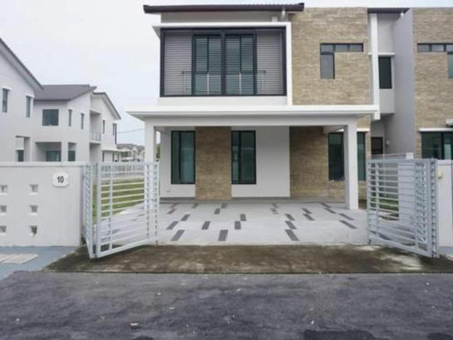 Terraced House for sale in Nilai, Negeri Sembilan