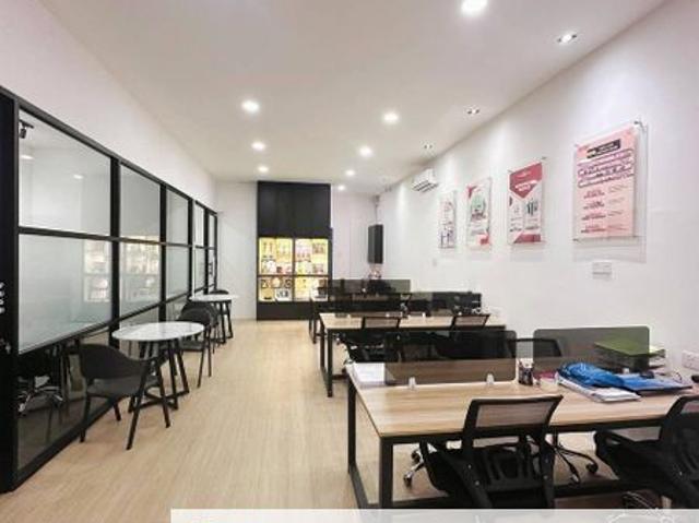 Shop for sale in Johor