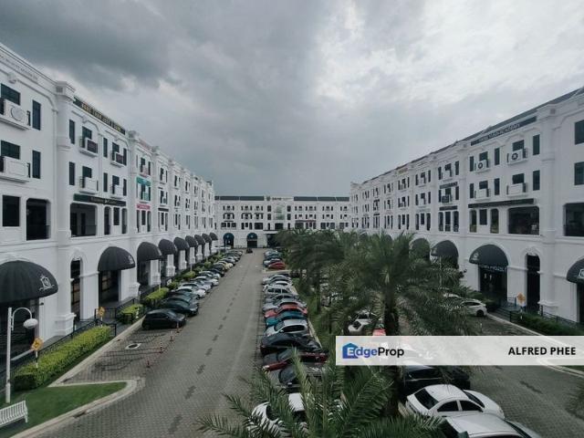 Shop for sale in Johor