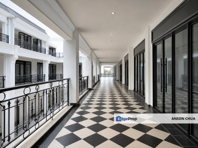Shop for sale in Johor