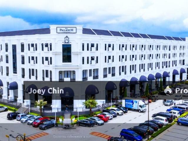 Shop for sale in Johor
