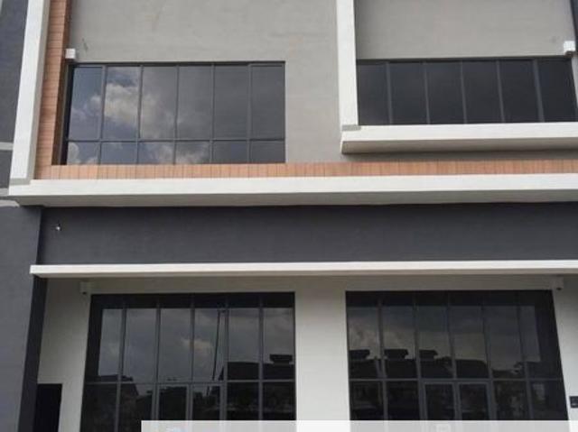 Shop for rent in Zon Perindustrian Bebas Telok Panglima Garang, Teluk Panglima Garang