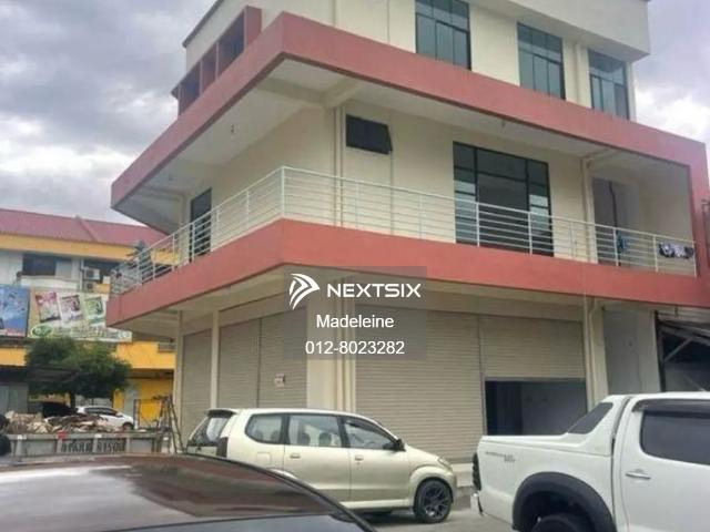 Shop for rent in Kota Kemuning, Selangor