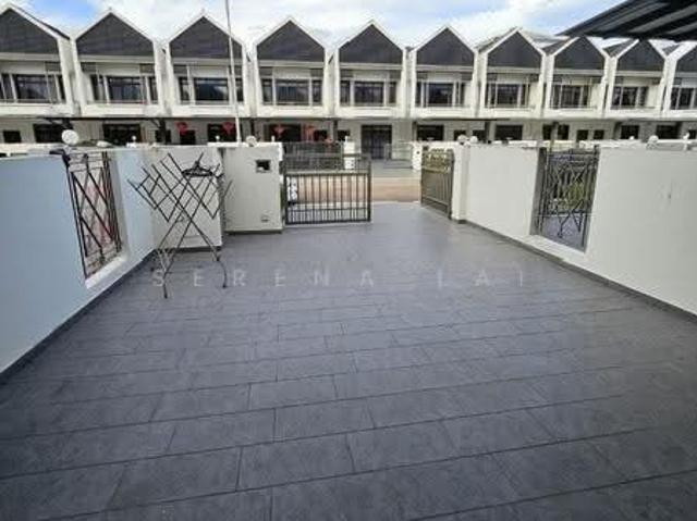 House for rent in Taman Ungku, Johor Bahru