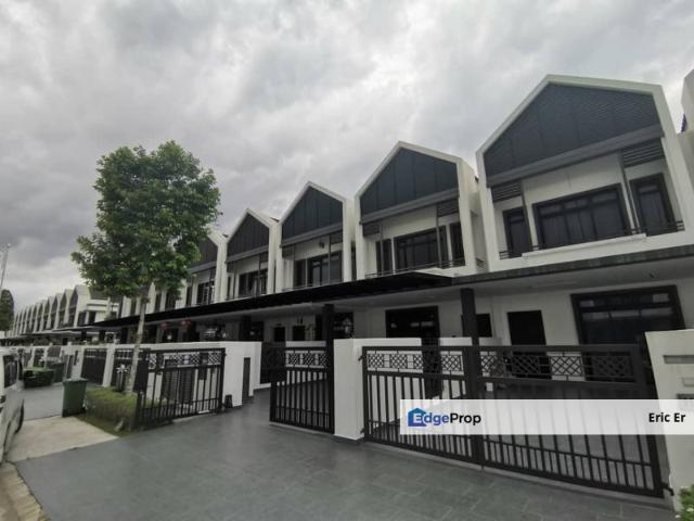 House for sale in Taman Daya, Tebrau