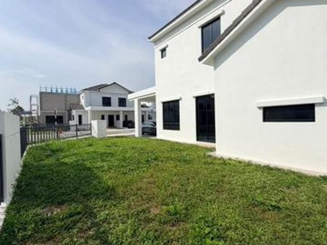 Terraced House for sale in Wellesley, Penang