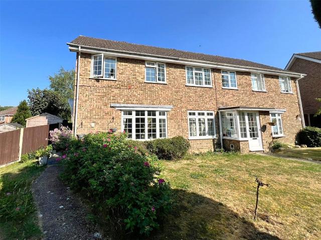 House for rent in Worplesdon, Guildford