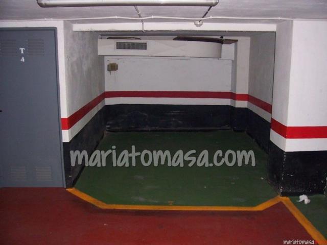 Garaje en venta en Ariz, Basauri