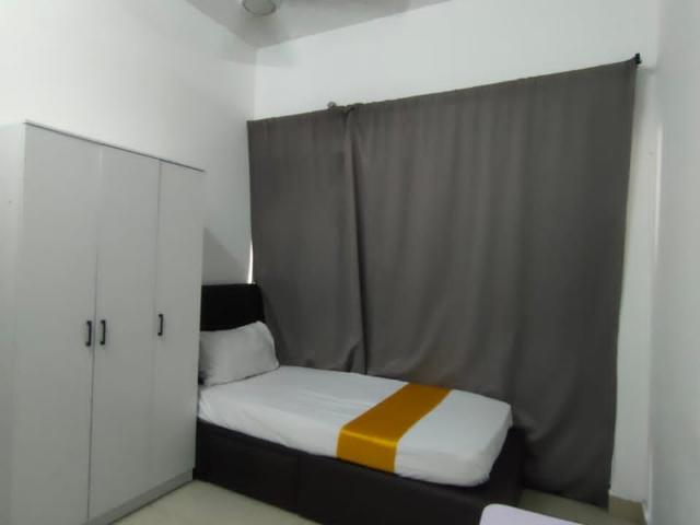 Room for rent in Petaling, Damansara Damai