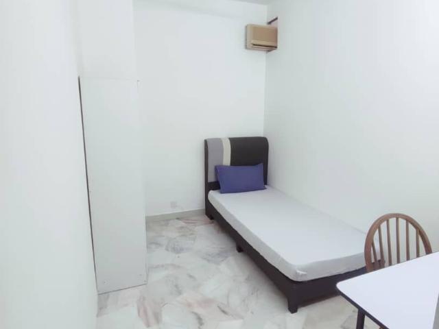 Room for rent in Country Heights Damansara, Kuala Lumpur