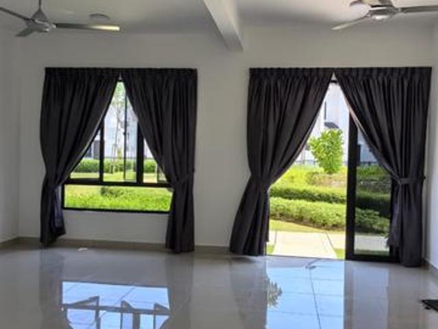 Townhouse for rent in Wellesley, Penang