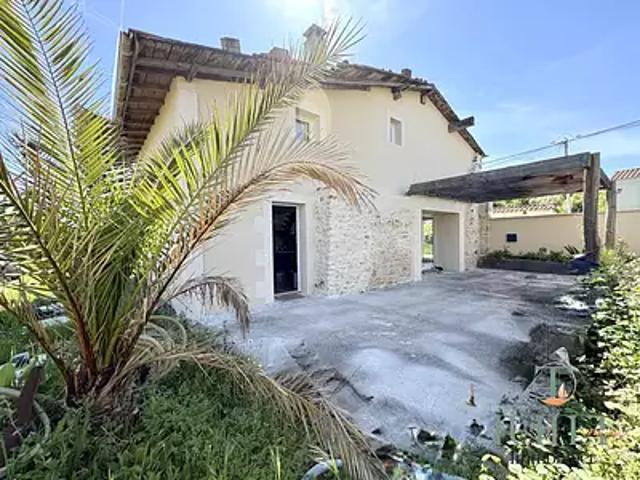 Maison vente à Saintes, Ecoyeux