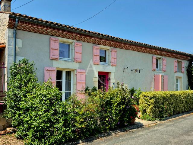 Maison vente à Saintes, Ecoyeux