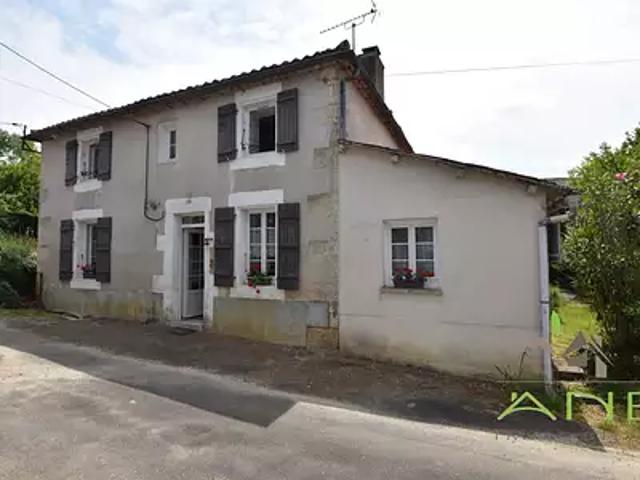 Maison vente à Angoulême, Écuras