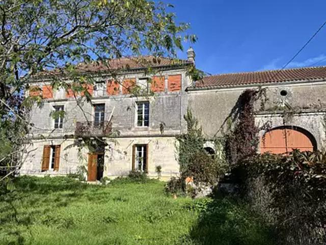 Maison vente à Angoulême, Écuras