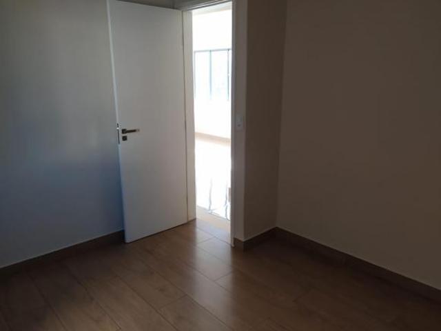 Apartamento venda em Região Geográfica Imediata de Londrina, Londrina