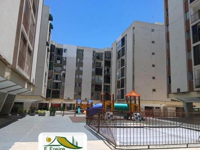 Apartamento venda em Região Geográfica Imediata do Distrito Federal, Região Integrada de Desenvolvimento do Distrito Federal e Entorno
