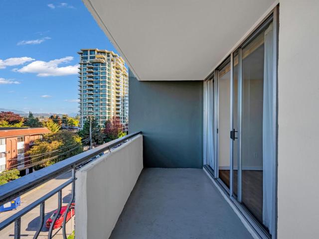 Apartment for rent in Uptown, New Westminster